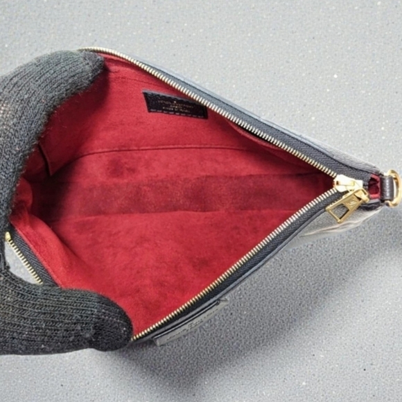 ✨️( Beautiful Condition) Authentic Louis Vuitton Multi pochette (Full Set) - Picture 15 of 16